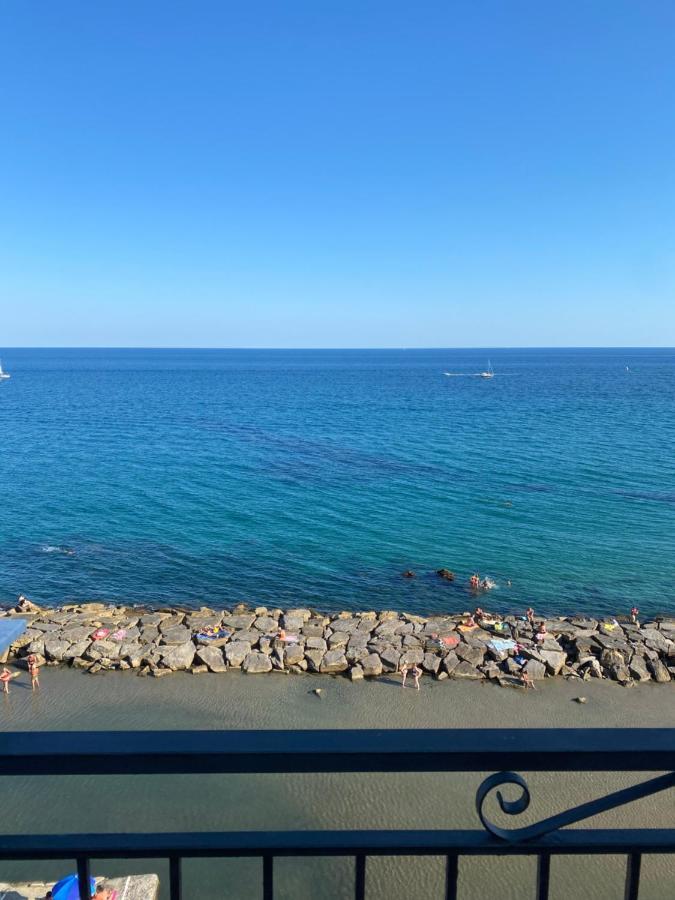 Appartement Borgo Prino à Imperia Extérieur photo